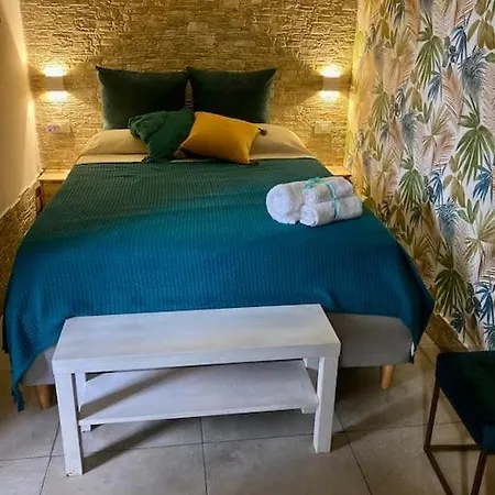 Apartament Casetta Albatramonto *